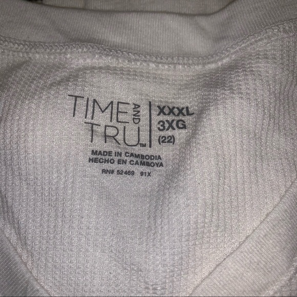 🥳 Women’s Plus Size Thermal Top 🥳 - Picture 4 of 4